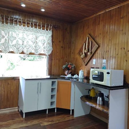 Recanto Dos Oliveiras Hospedada Por Dick E Clair Βίλα São Francisco de Paula Εξωτερικό φωτογραφία